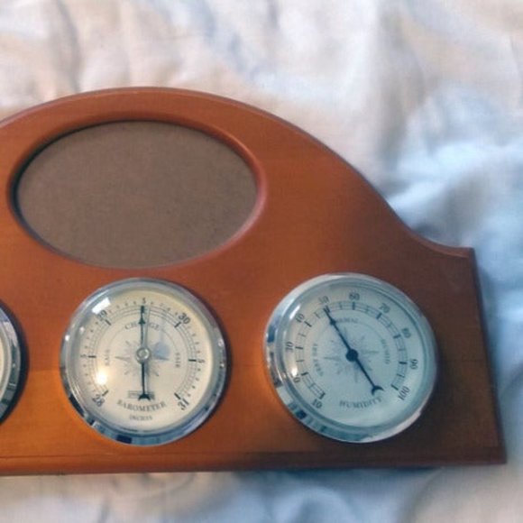 Personalized picture wooden weather wall hanging - Picture 3 of 5